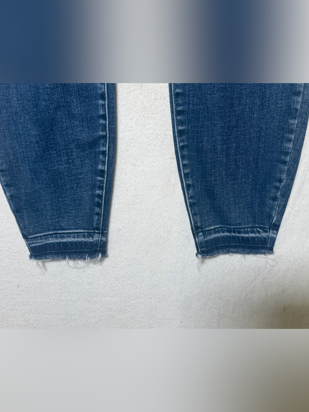 Judy Blue High Rise Skinny Jeans Distressed Raw Frayed Hem Dark Wash 18W - Picture 3 of 6